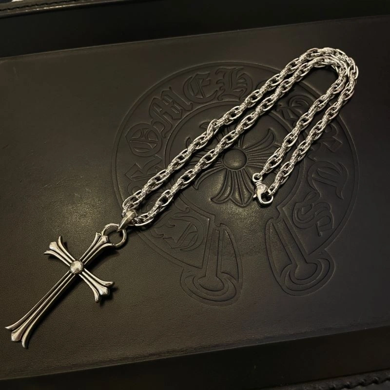 Sophisticated Chrome Hearts Necklaces 242164
