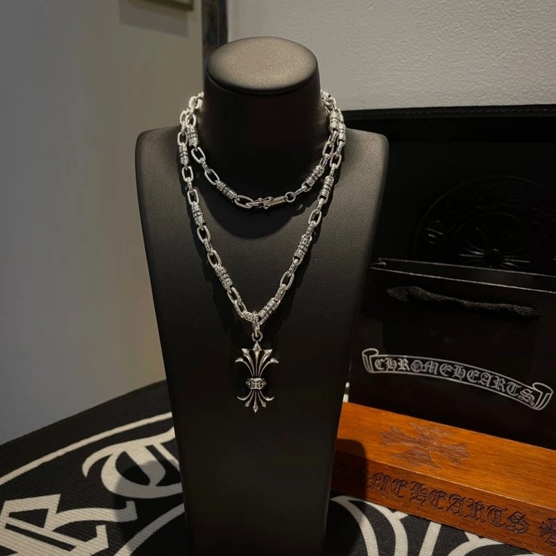 Lightweight Chrome Hearts Necklaces 242147
