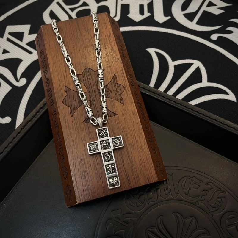 Modern Chrome Hearts Necklaces 242132