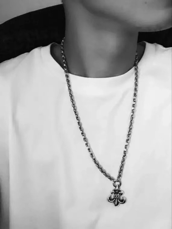 Classic Chrome Hearts Necklaces 242078