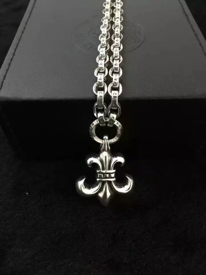 Classic Chrome Hearts Necklaces 242078