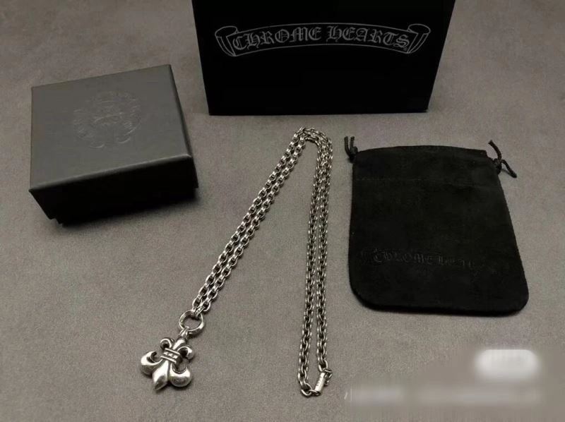Classic Chrome Hearts Necklaces 242078