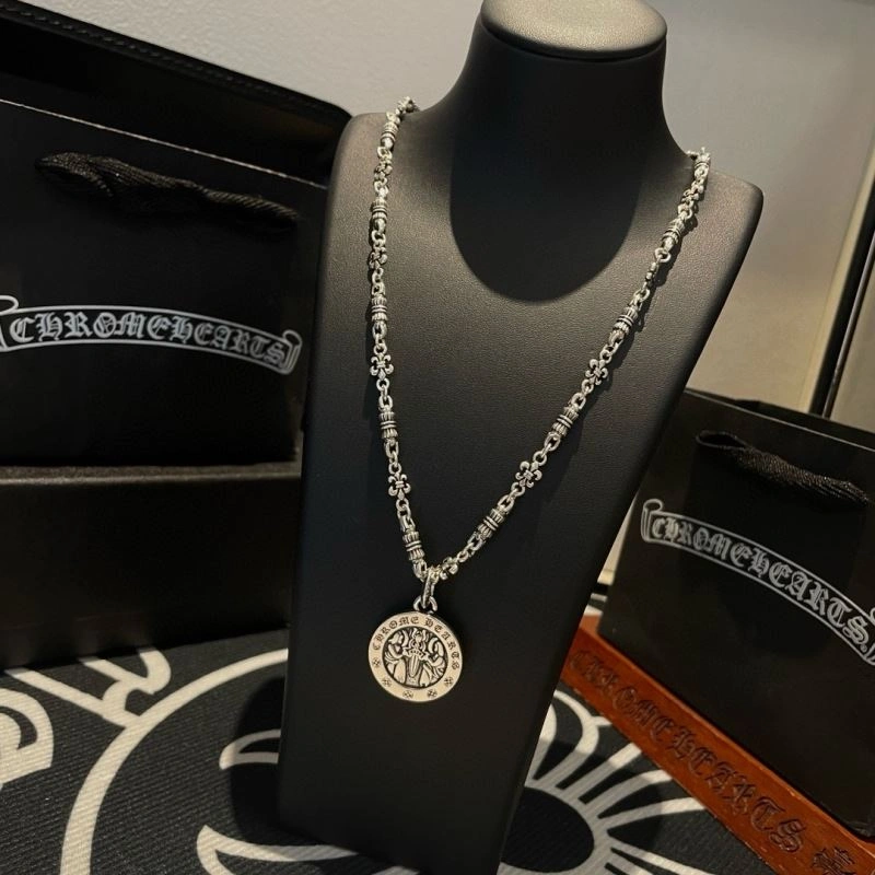 Flexible Chrome Hearts Necklaces 242075