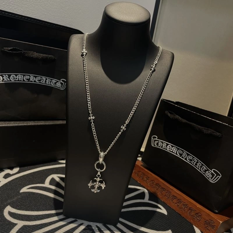 WellDesigned Chrome Hearts Necklaces 242063