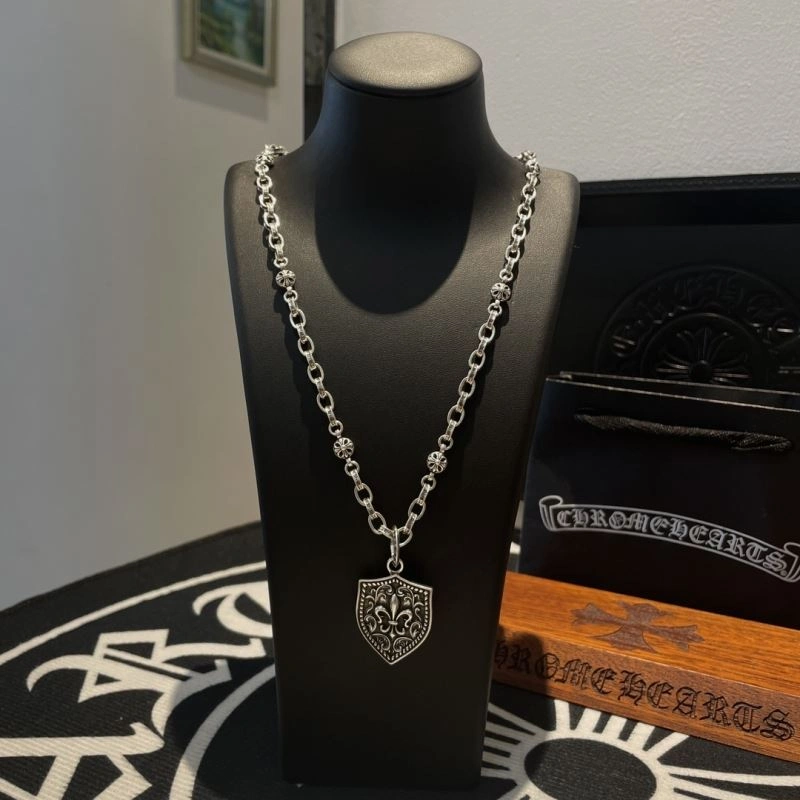 Bold Chrome Hearts Necklaces 242061