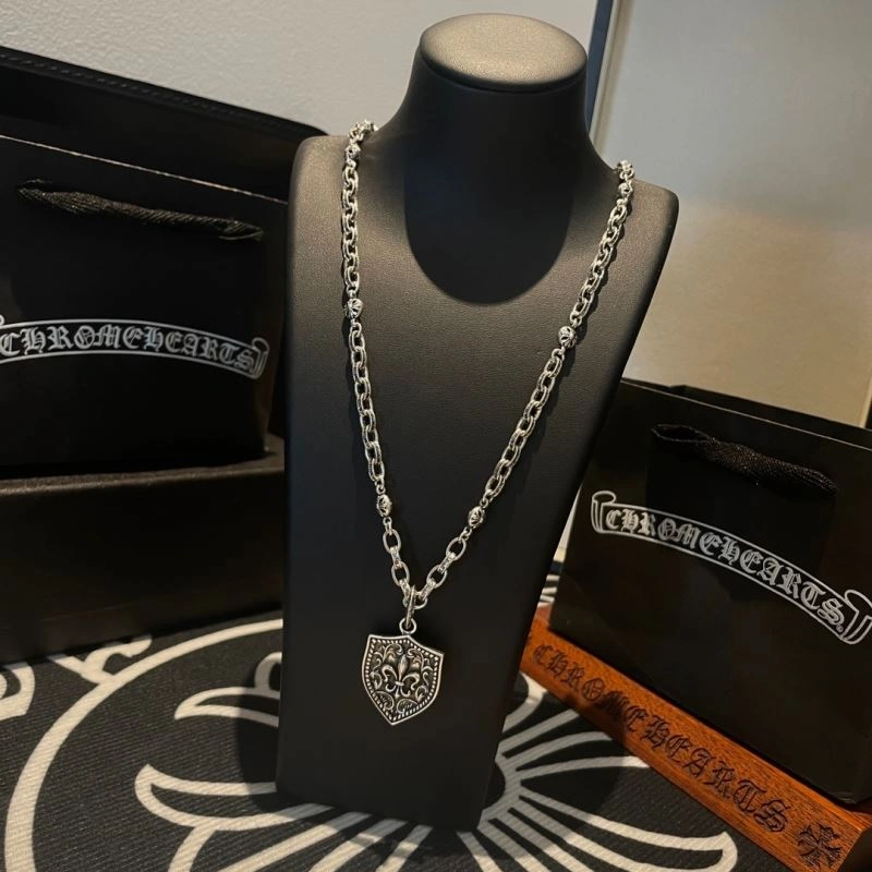 Bold Chrome Hearts Necklaces 242061