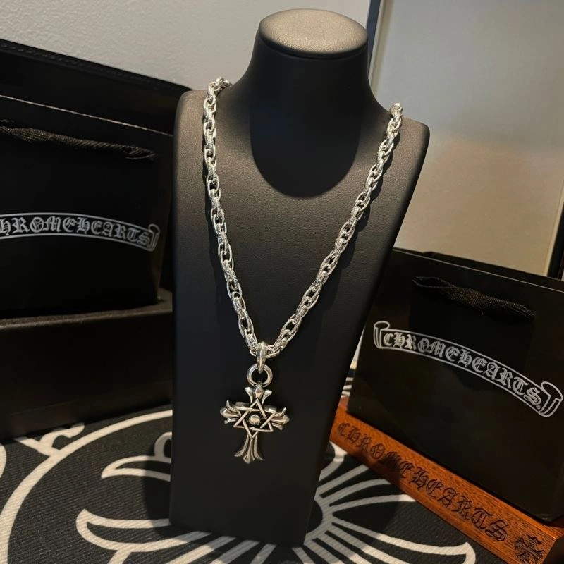 Snug Chrome Hearts Necklaces 242067