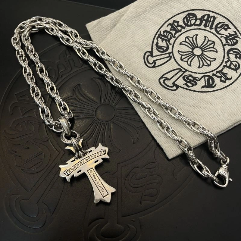 Snug Chrome Hearts Necklaces 242067