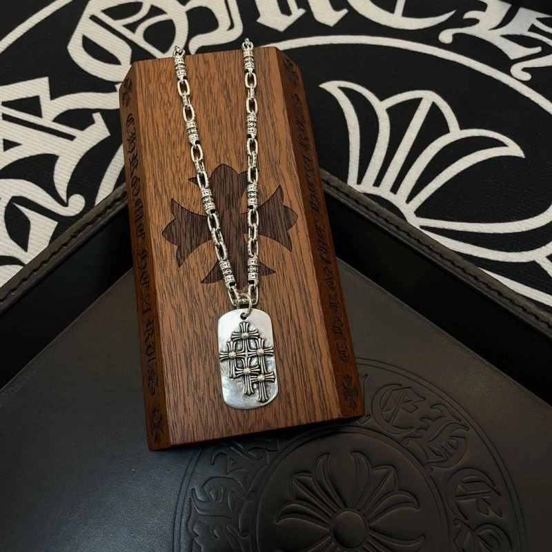 Seasonal Chrome Hearts Necklaces 242030