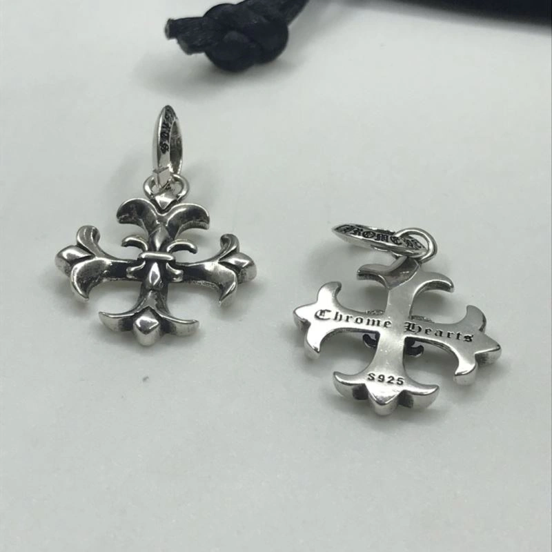 Fashionable Chrome Hearts Necklaces 242005