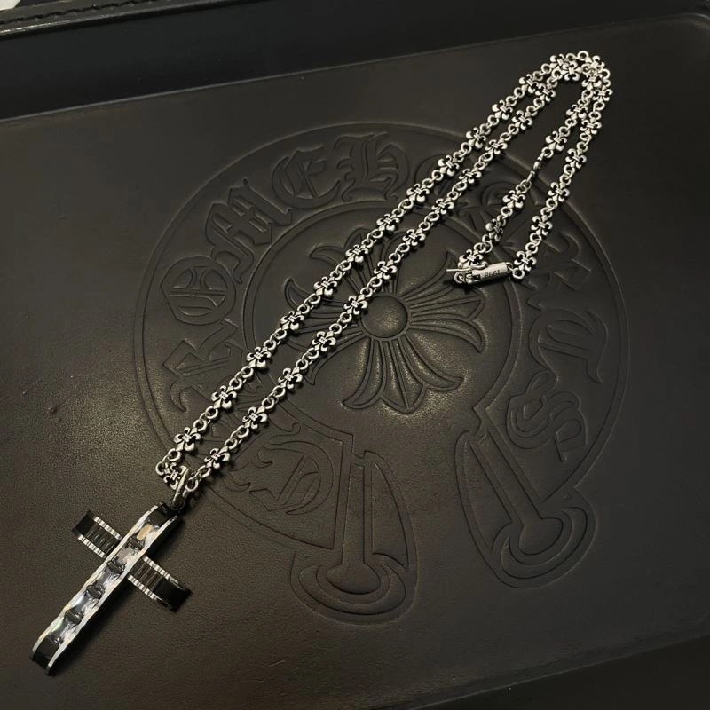 Snug Chrome Hearts Necklaces 241985