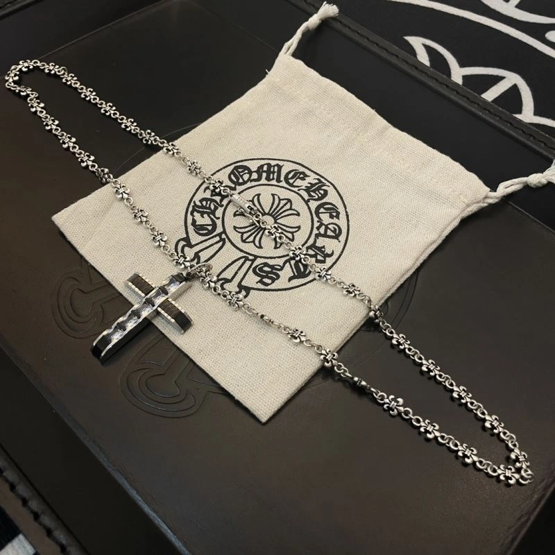 Snug Chrome Hearts Necklaces 241985