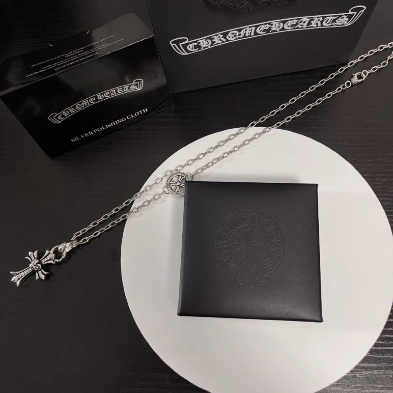Versatile Chrome Hearts Necklaces 242746