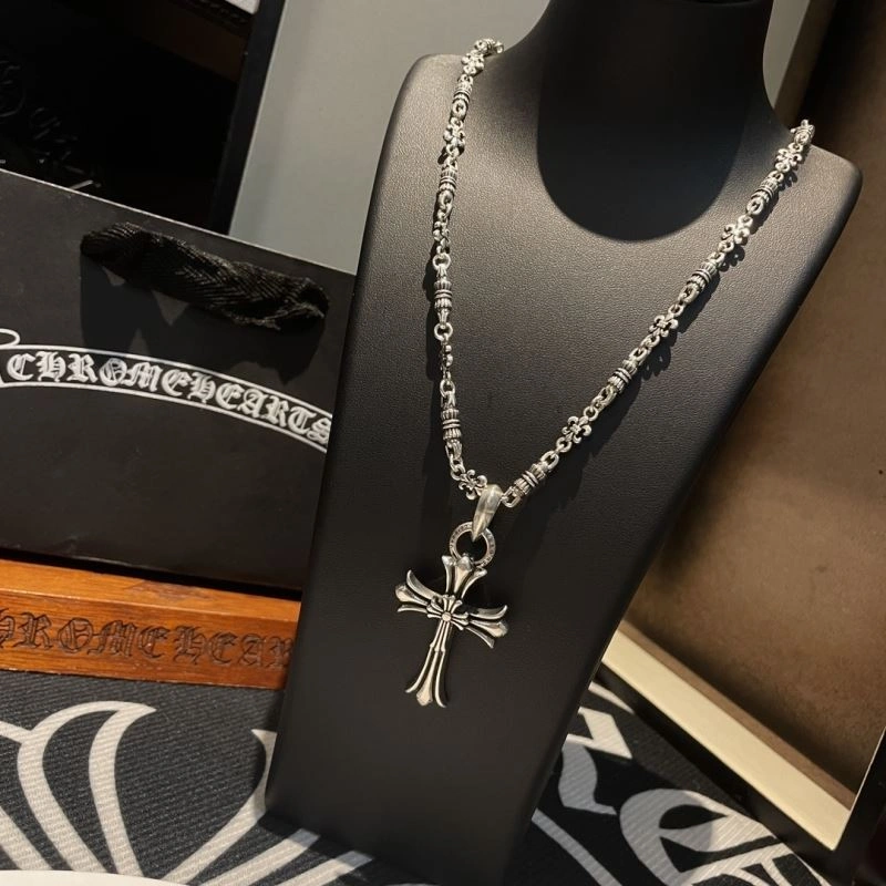 Lightweight Chrome Hearts Necklaces 242721