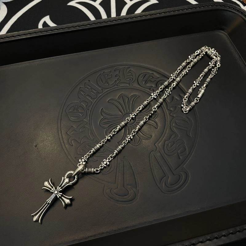 Lightweight Chrome Hearts Necklaces 242721