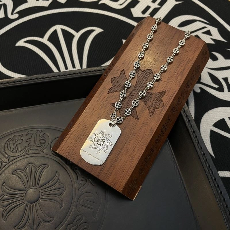 Bright Chrome Hearts Necklaces 242712