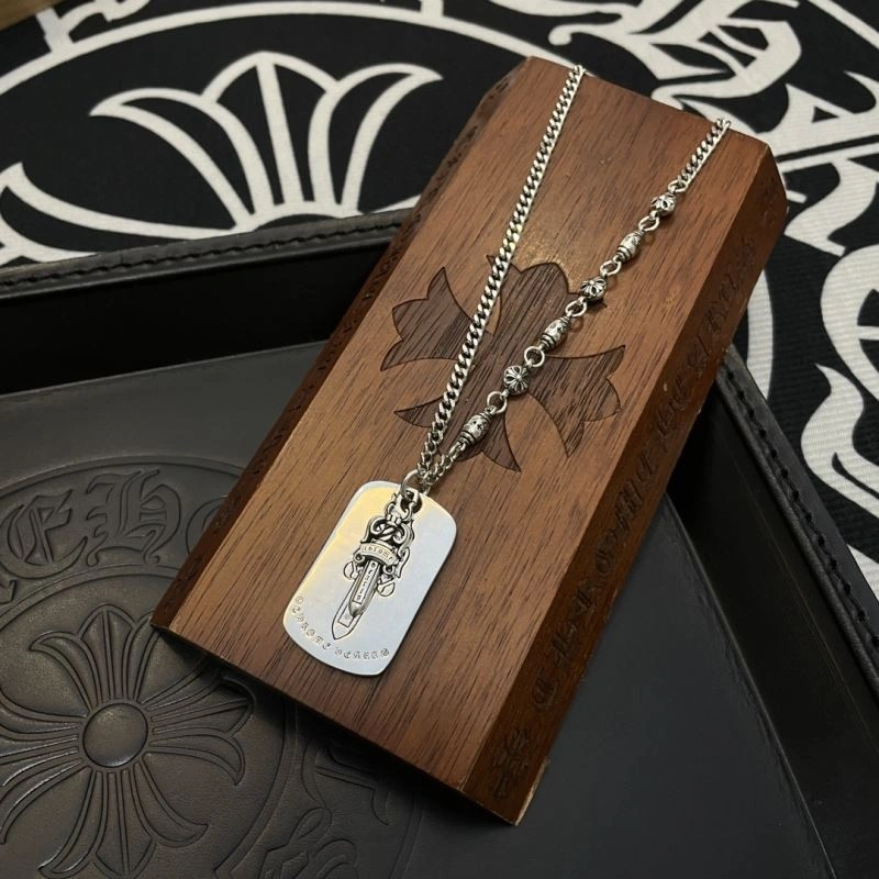 Sleek Chrome Hearts Necklaces 242686