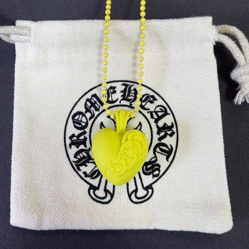 Snug Chrome Hearts Necklaces 242681
