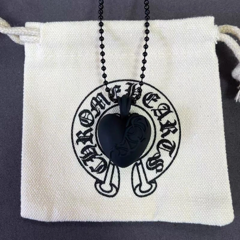 Snug Chrome Hearts Necklaces 242681