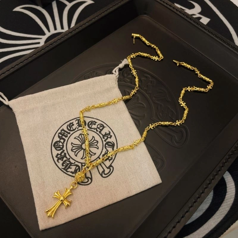 Snug Chrome Hearts Necklaces 242673