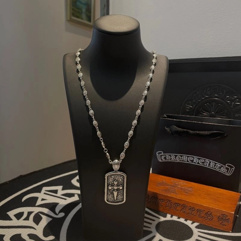 Snug Chrome Hearts Necklaces 242657