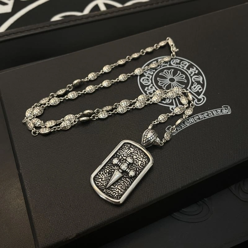 Snug Chrome Hearts Necklaces 242657