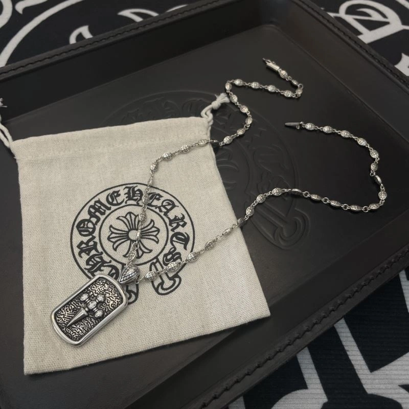 Snug Chrome Hearts Necklaces 242657