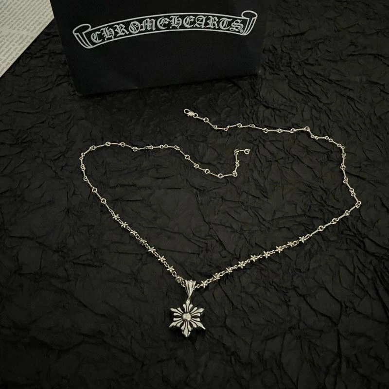 Packable Chrome Hearts Necklaces 242654