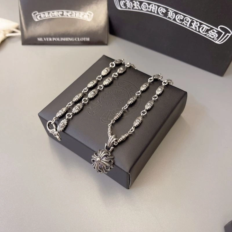Compact Chrome Hearts Necklaces 242649