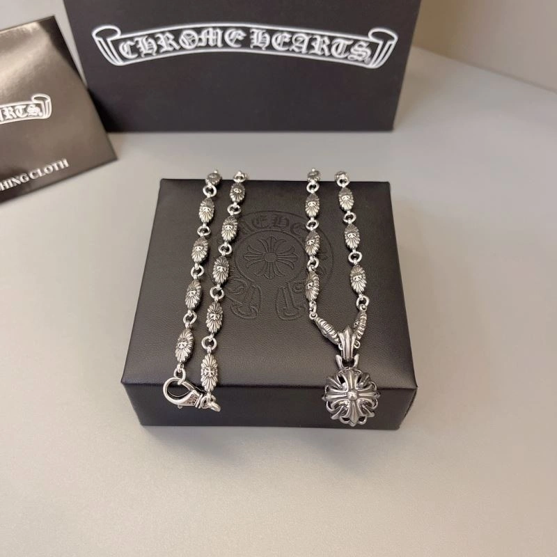 Compact Chrome Hearts Necklaces 242649