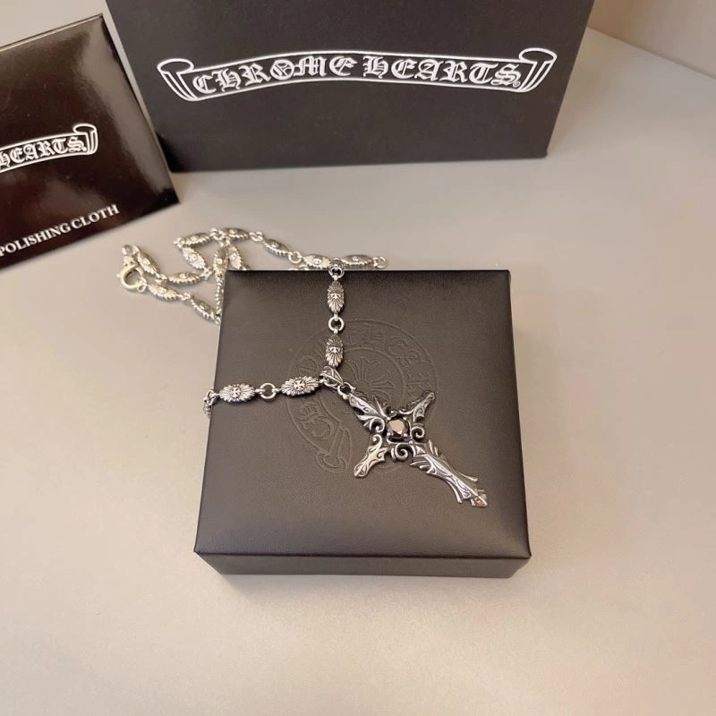 RelaxedFit Chrome Hearts Necklaces 242626