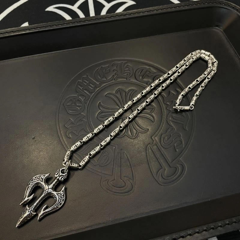 Breathable Chrome Hearts Necklaces 242634