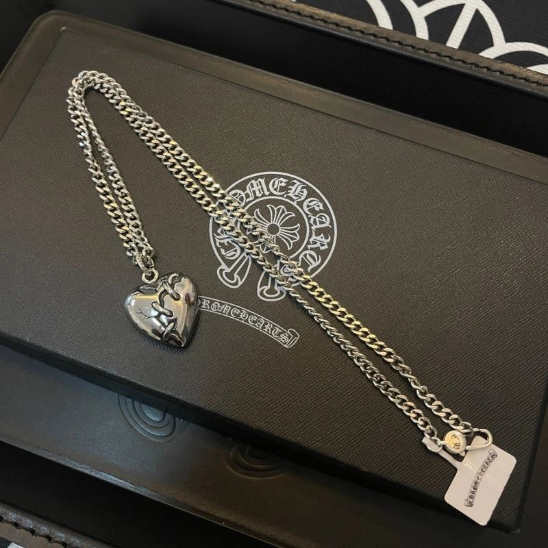 Bright Chrome Hearts Necklaces 242623