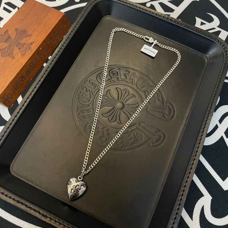 Bright Chrome Hearts Necklaces 242623