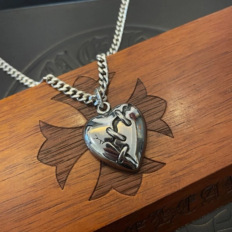 Bright Chrome Hearts Necklaces 242623