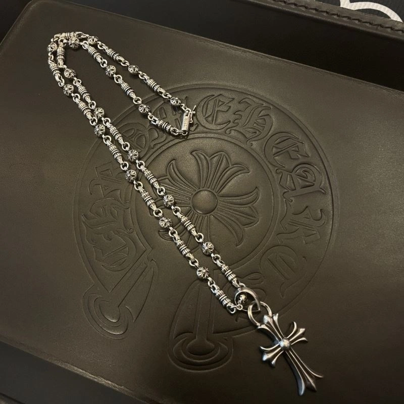 Cozy Chrome Hearts Necklaces 242507