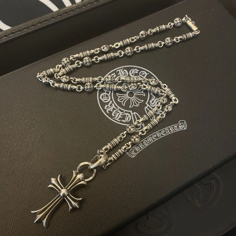 Cozy Chrome Hearts Necklaces 242507