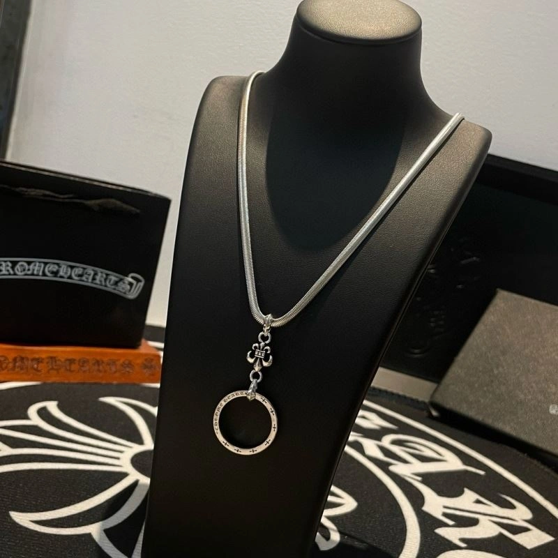 Fashionable Chrome Hearts Necklaces 242477