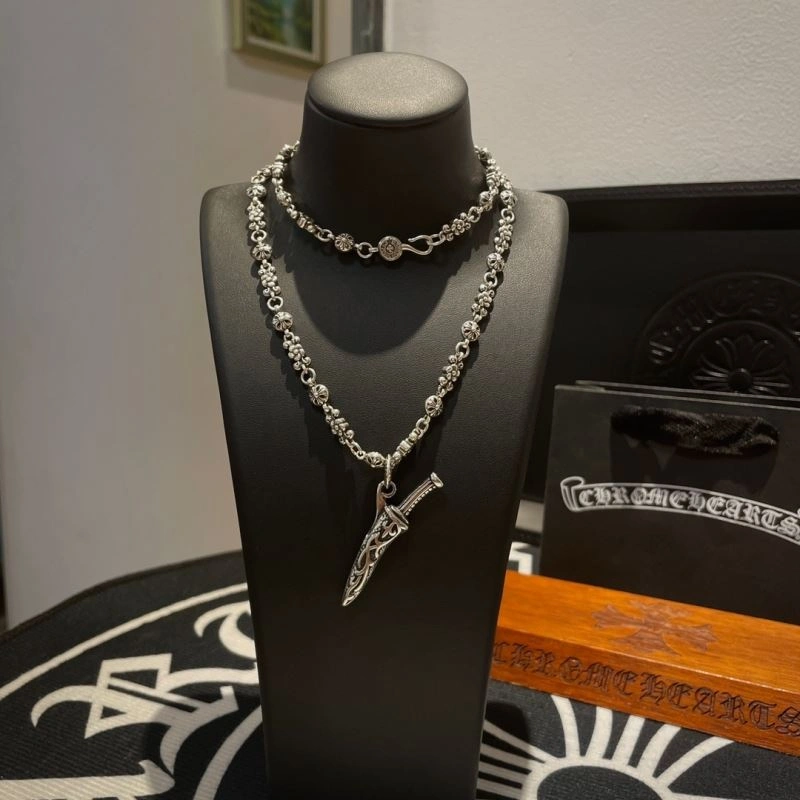 Snug Chrome Hearts Necklaces 242445