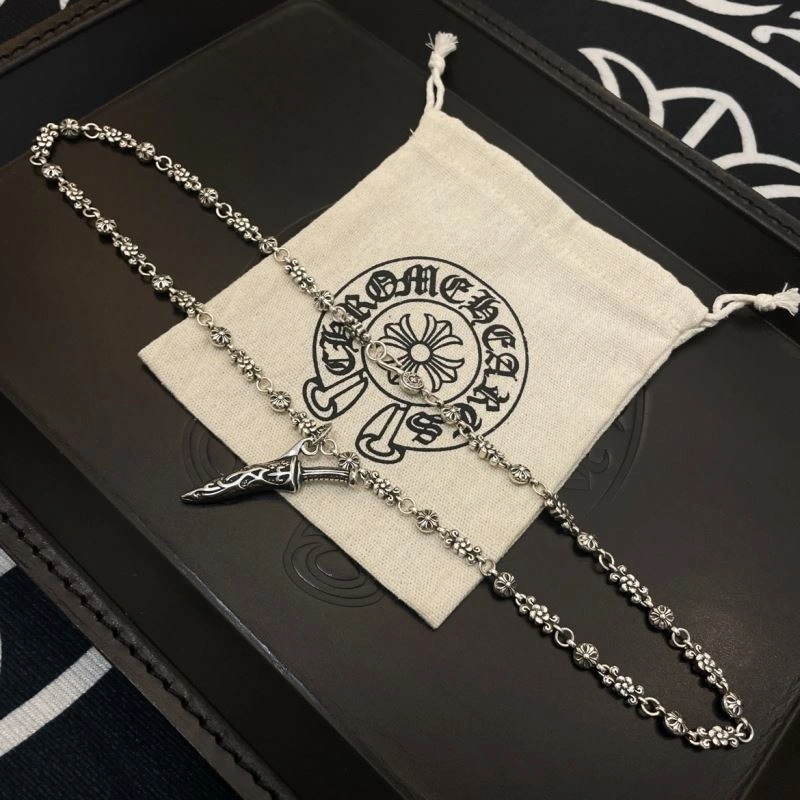 Snug Chrome Hearts Necklaces 242445