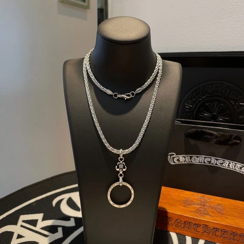Lightweight Chrome Hearts Necklaces 242428