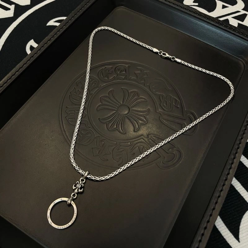 Lightweight Chrome Hearts Necklaces 242428