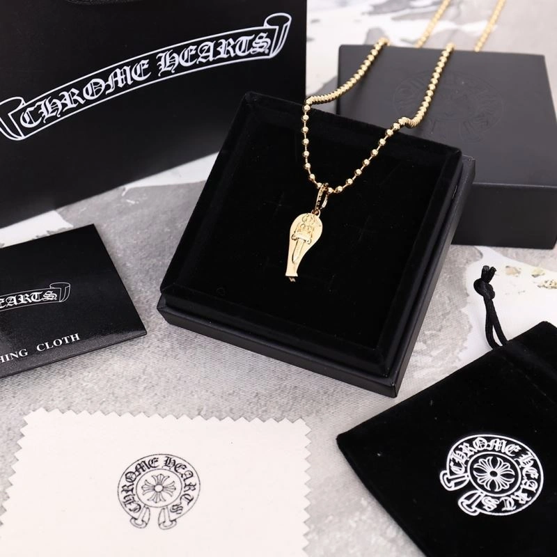 Snug Chrome Hearts Necklaces 242406