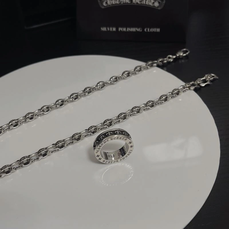 Efficient Chrome Hearts Necklaces 242403