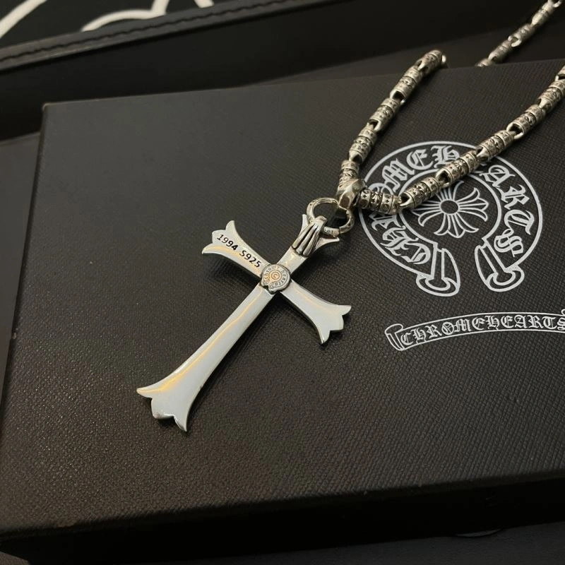Contemporary Chrome Hearts Necklaces 242396