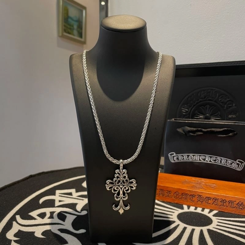 Sustainable Chrome Hearts Necklaces 242394