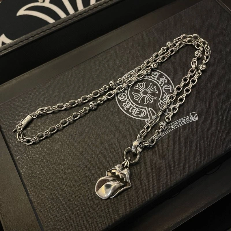 Breathable Chrome Hearts Necklaces 242372