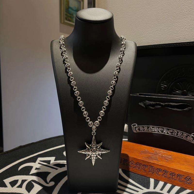 Fashionable Chrome Hearts Necklaces 242375