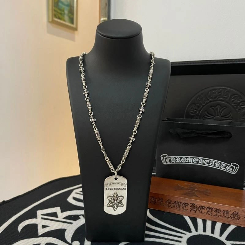 Resilient Chrome Hearts Necklaces 242362