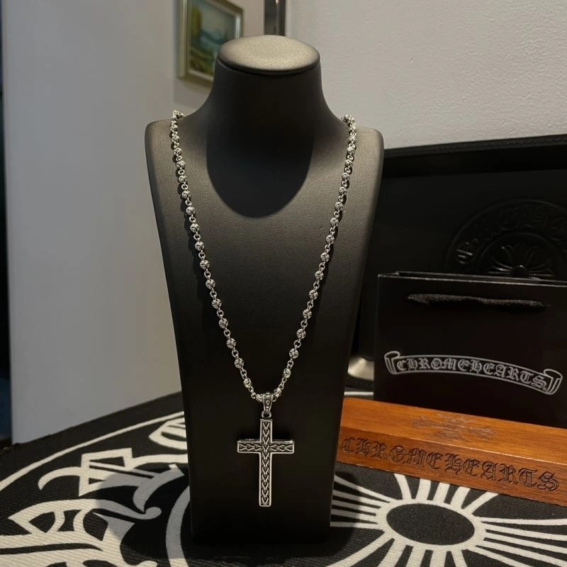 Snug Chrome Hearts Necklaces 242358